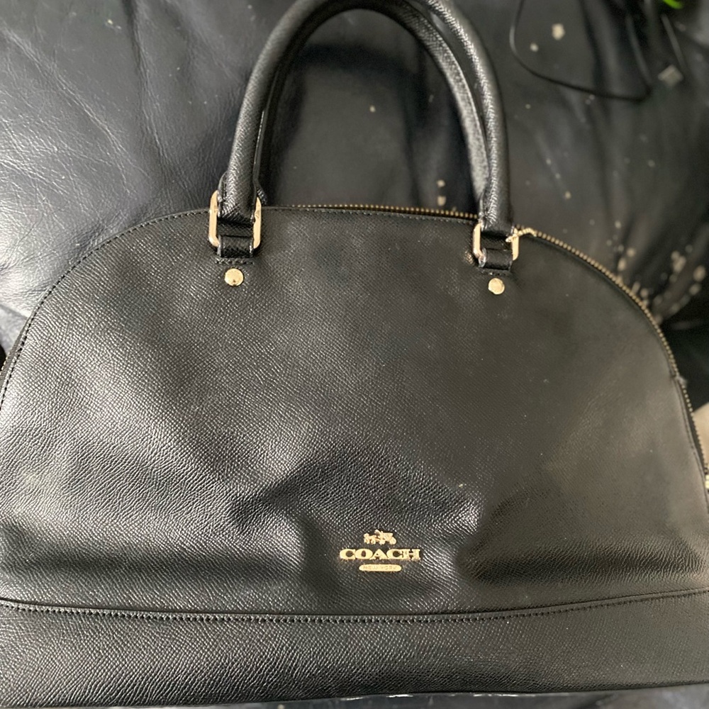 Coach handbag black. Good condition
